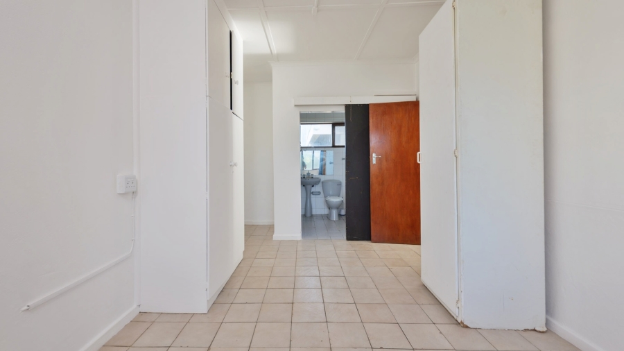 4 Bedroom Property for Sale in Agulhas Western Cape